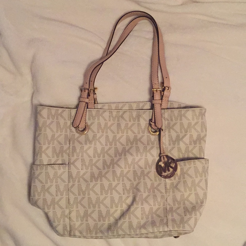 Michael Kors Jet Set Small Tote
